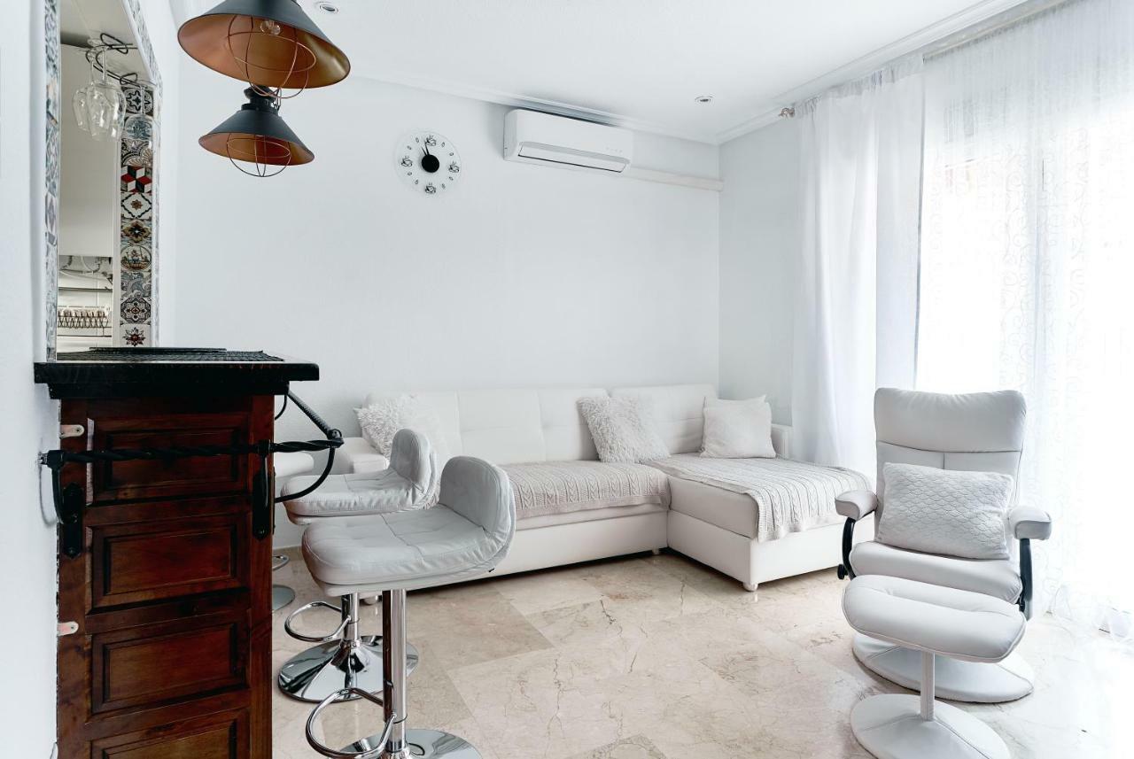 Lenas Apartments Radio Murcia Torrevieja Eksteriør billede